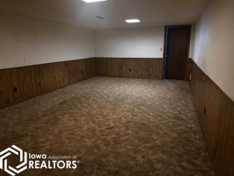 280 5th Avenue SW Britt IA 50423