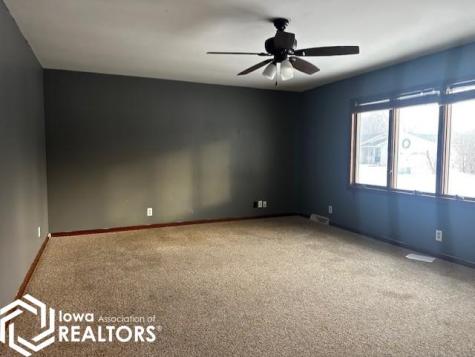 280 5th Avenue SW Britt IA 50423