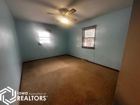 280 5th Avenue SW Britt IA 50423