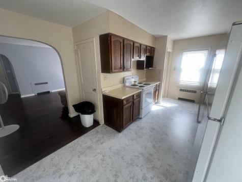 817 Pierce Iowa Falls IA 50126