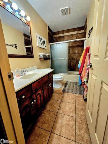 1902 E Lucas Street Algona IA 50511