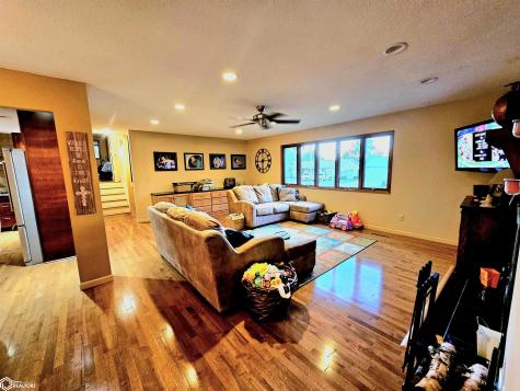 1902 E Lucas Street Algona IA 50511