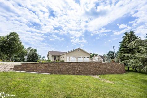 4055a 235th Street Clear Lake IA 50428