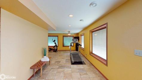 4055a 235th Street Clear Lake IA 50428