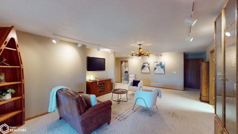 4055a 235th Street Clear Lake IA 50428