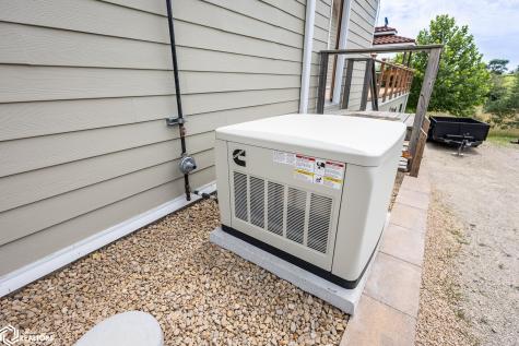 4055a 235th Street Clear Lake IA 50428