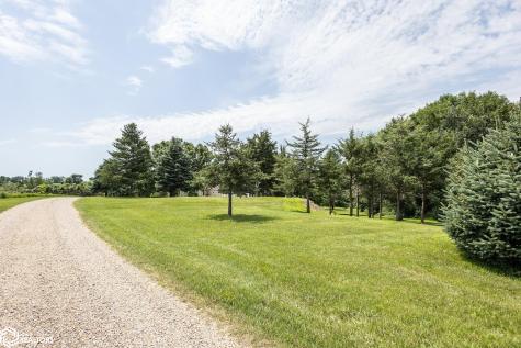 4055a 235th Street Clear Lake IA 50428