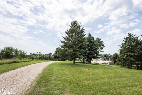 4055a 235th Street Clear Lake IA 50428