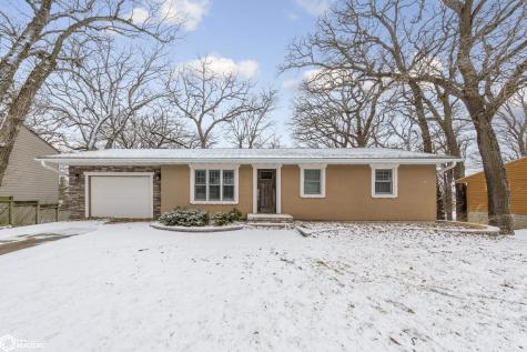 802 S Western Street Lake Mills IA 50450