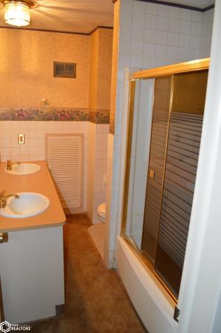 100 N Lee Street Dows IA 50071