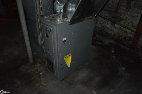 100 N Lee Street Dows IA 50071