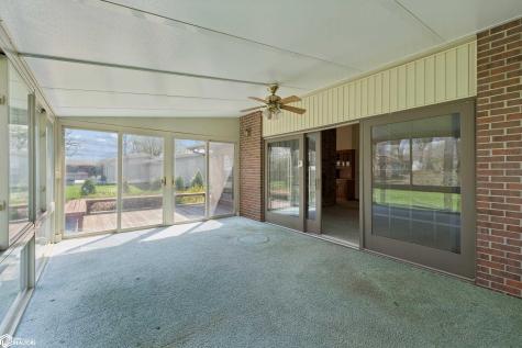 102 34th Street W Clear Lake IA 50428