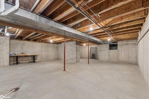 102 34th Street W Clear Lake IA 50428