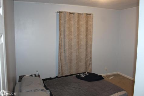 634 3rd Street SE Mason City IA 50401