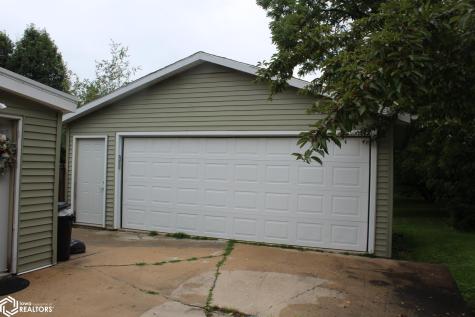 634 3rd Street SE Mason City IA 50401