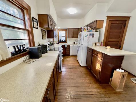 1602 Clark Street Charles City IA 50616