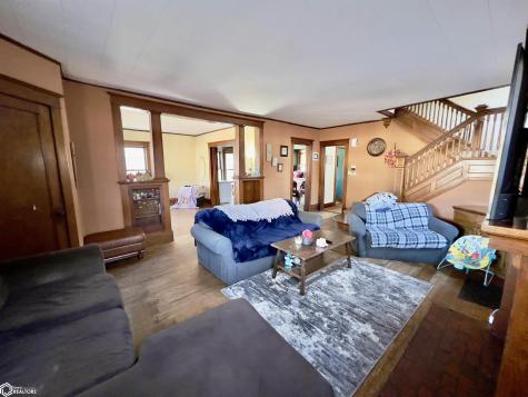 1602 Clark Street Charles City IA 50616