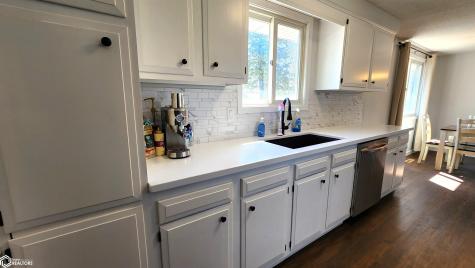 2117 S Mckinley Avenue Mason City IA 50401