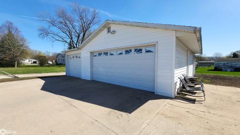 2117 S Mckinley Avenue Mason City IA 50401