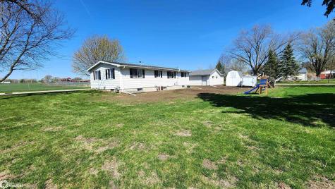2117 S Mckinley Avenue Mason City IA 50401
