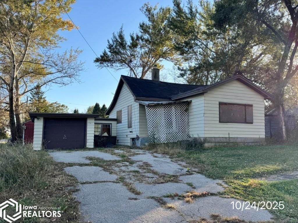 335 E North Street Manly IA 50456