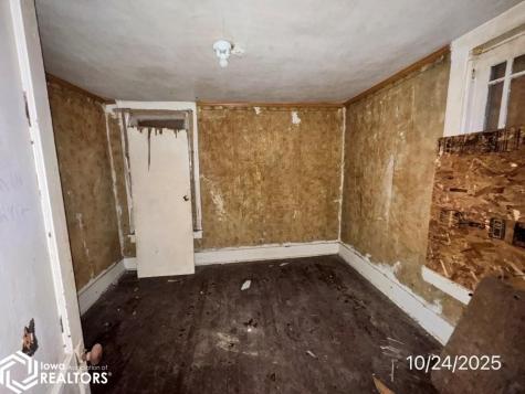 335 E North Street Manly IA 50456