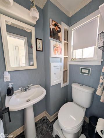 646 S Clark Street Forest City IA 50436