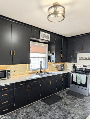 646 S Clark Street Forest City IA 50436