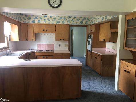 1610 Terrace Boulevard Hampton IA 50441