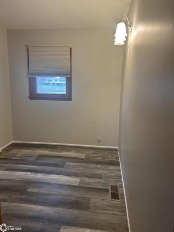 1610 Terrace Boulevard Hampton IA 50441