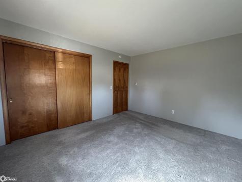 1610 Terrace Boulevard Hampton IA 50441