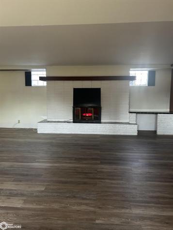 1610 Terrace Boulevard Hampton IA 50441