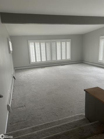 1610 Terrace Boulevard Hampton IA 50441