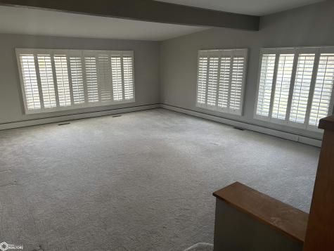 1610 Terrace Boulevard Hampton IA 50441