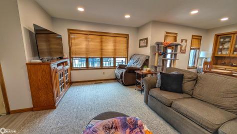 1030 15th Street SE Mason City IA 50401