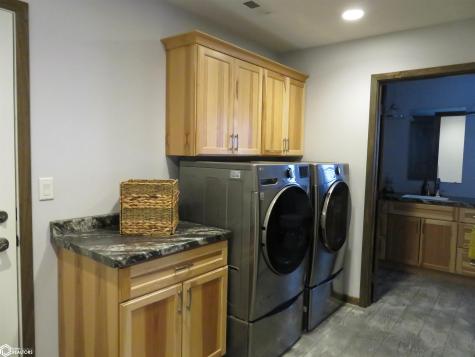 205 White Fox Drive Clarion IA 50525