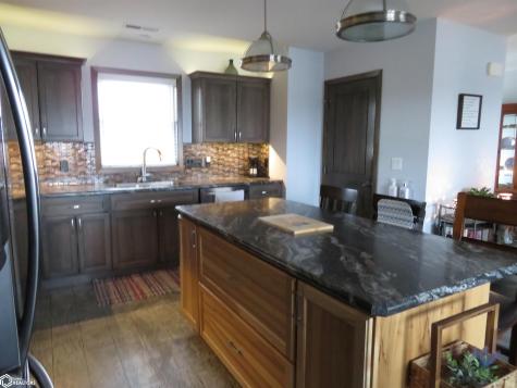 205 White Fox Drive Clarion IA 50525