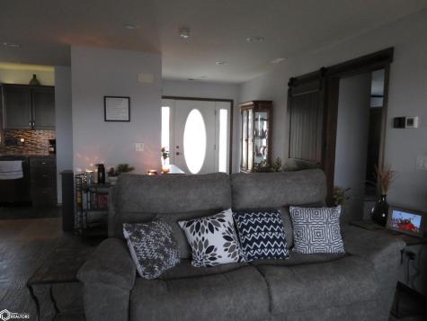 205 White Fox Drive Clarion IA 50525