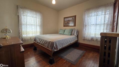 286 S Harrison Street Thompson IA 50478