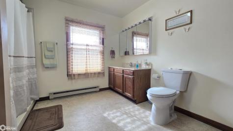 286 S Harrison Street Thompson IA 50478