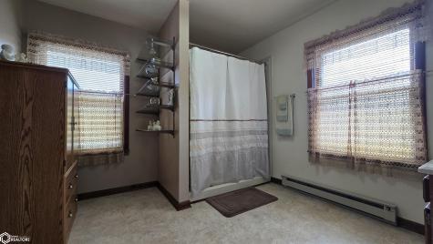 286 S Harrison Street Thompson IA 50478