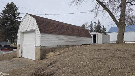 286 S Harrison Street Thompson IA 50478