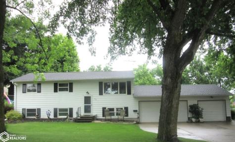 935 W M Street Forest City IA 50436