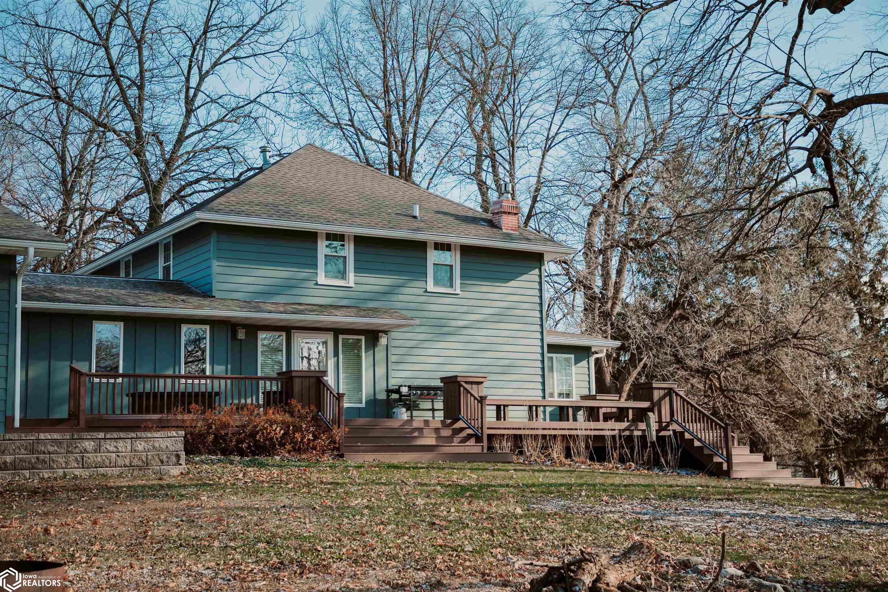 4466 Park Avenue Clear Lake IA 50428