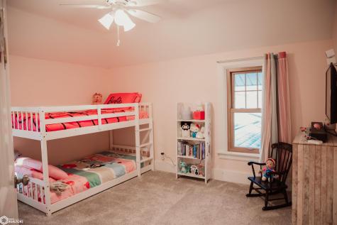 4466 Park Avenue Clear Lake IA 50428