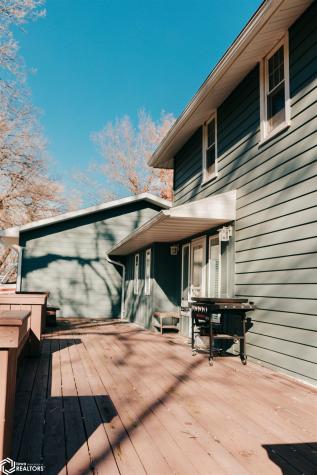 4466 Park Avenue Clear Lake IA 50428