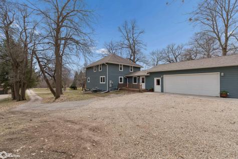 4466 Park Avenue Clear Lake IA 50428