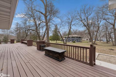 4466 Park Avenue Clear Lake IA 50428