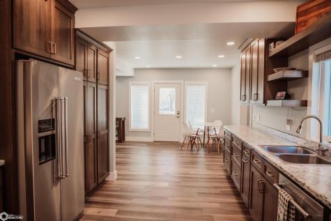 4466 Park Avenue Clear Lake IA 50428