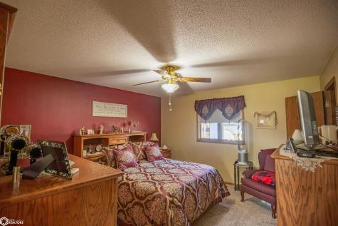 122 Parkside Drive Algona IA 50511